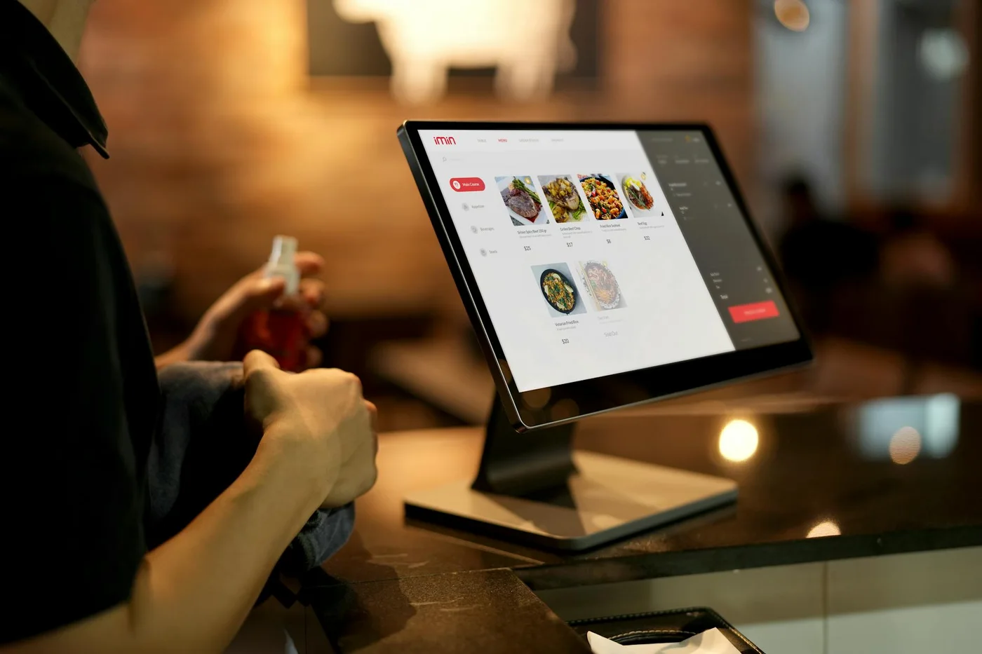 Cómo los Restaurantes en Tunja Pueden Usar Astro para Potenciar Ventas por Email