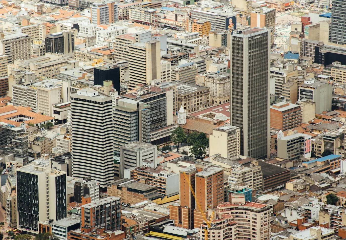 Cómo constructoras en Colombia pueden usar API para retención en Facebook
